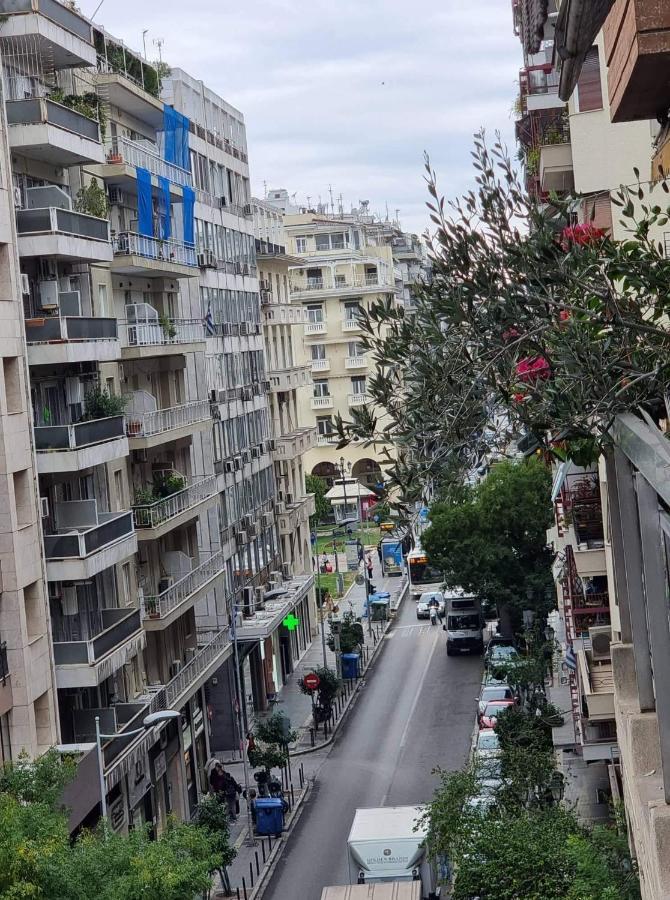 Center Point Thessaloniki Tessalónica Exterior foto